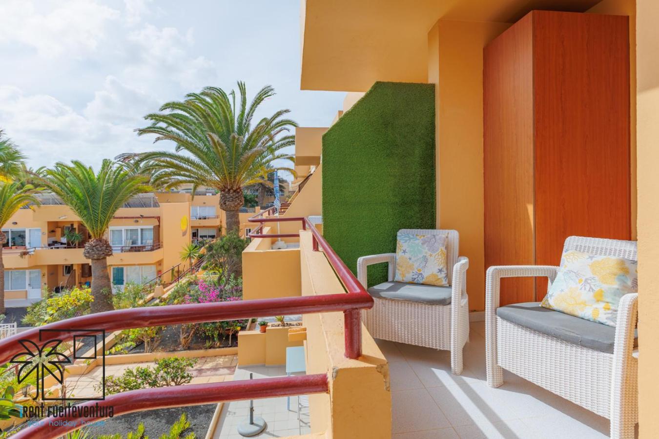 Hola Bent Pool And Terrace Irent Fuerteventura Apartment Corralejo Exterior photo