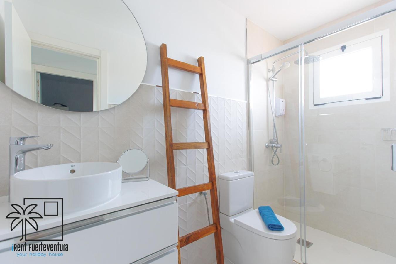 Hola Bent Pool And Terrace Irent Fuerteventura Apartment Corralejo Exterior photo