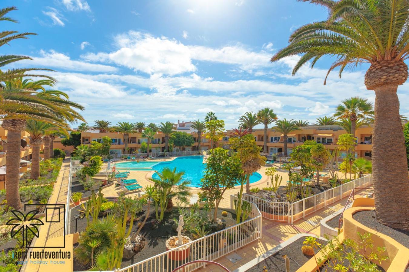 Hola Bent Pool And Terrace Irent Fuerteventura Apartment Corralejo Exterior photo